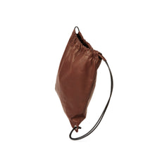 Load image into Gallery viewer, COURTNEY ORLA(コートニーオーラ)のNAP SINGLE HANDLE(バッグ)の斜めからの写真