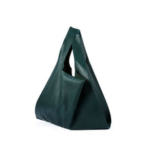 Load image into Gallery viewer, COURTNEY ORLA(コートニーオーラ)のSEVEN SHOPPER L(バッグ)の正面写真