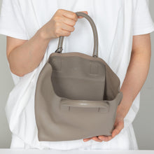 画像をギャラリービューアに読み込む, SLOPE TOTE S_SHRINK