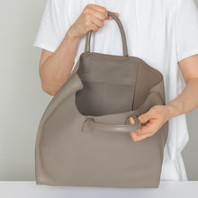 Load image into Gallery viewer, SLOPE TOTE M_SHRINK