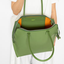 画像をギャラリービューアに読み込む, ZIP/SLOPE TOTE l w/shoulder handle