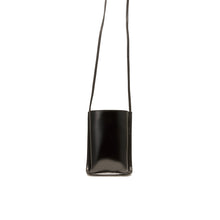 Load image into Gallery viewer, COURTNEY ORLA(コートニーオーラ)のCURVE TOTE MINI(ショルダーバッグ)の正面写真
