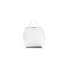 Load image into Gallery viewer, COURTNEY ORLA(コートニーオーラ)のSLOPE TOTE SUPER MINI(バッグ)の正面写真