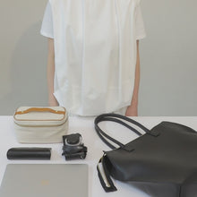 ギャラリービューアZIP/SLOPE TOTE l w/shoulder handleに読み込んでビデオを見る