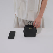 Load and play video in Gallery viewer, SLOPE TOTE super mini_SHRINK