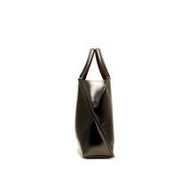 Load image into Gallery viewer, COURTNEY ORLA(コートニーオーラ)のSLOPE TOTE S(バッグ)の横からの写真