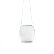 Load image into Gallery viewer, COURTNEY ORLA(コートニーオーラ)のSLOPE TOTE MINI(バッグ)の正面写真