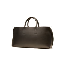 Load image into Gallery viewer, COURTNEY ORLA(コートニーオーラ)のSLOPE WINE TOTE(バッグ)の斜めからの写真