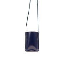 Load image into Gallery viewer, COURTNEY ORLA(コートニーオーラ)のCURVE TOTE MINI (ショルダーバッグ)の正面写真