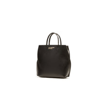 Load image into Gallery viewer, COURTNEY ORLA(コートニーオーラ)のSLOPE TOTE SUPER MINI(バッグ)の斜めからの写真