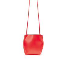 Load image into Gallery viewer, COURTNEY ORLA(コートニーオーラ)のSLOPE TOTE mini(バッグ)の正面写真