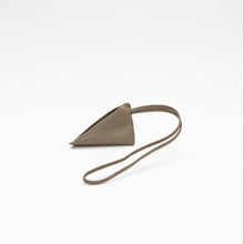 画像をギャラリービューアに読み込む, TRI PACK strap purse
