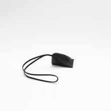 画像をギャラリービューアに読み込む, TRI PACK strap purse
