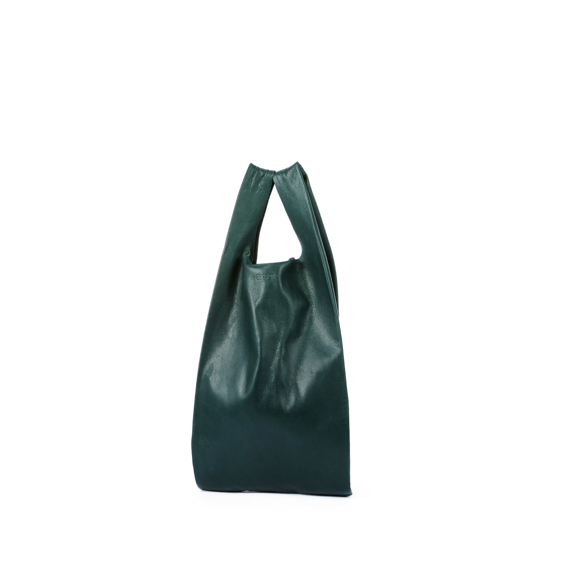 SEVEN SHOPPER S – COURTNEY ORLA