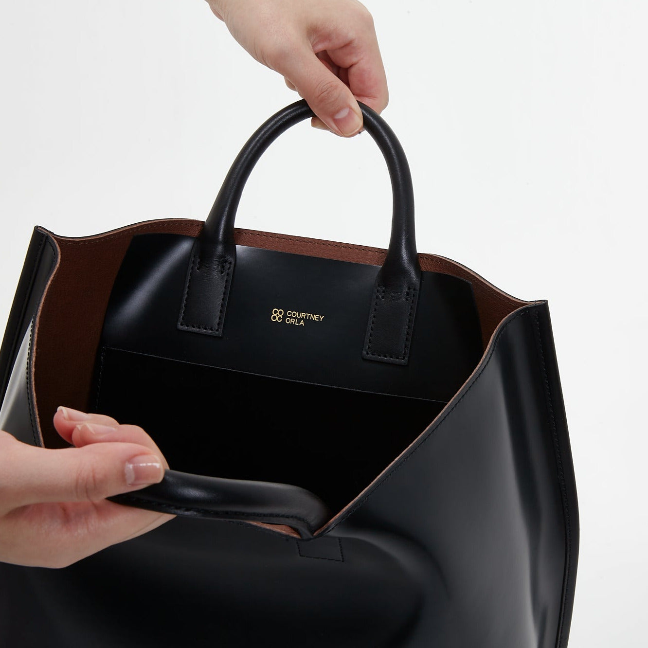 COURTNEY ORLA SEVEN SHOPPER L コートニーオーラ | www.thewebradio.gr